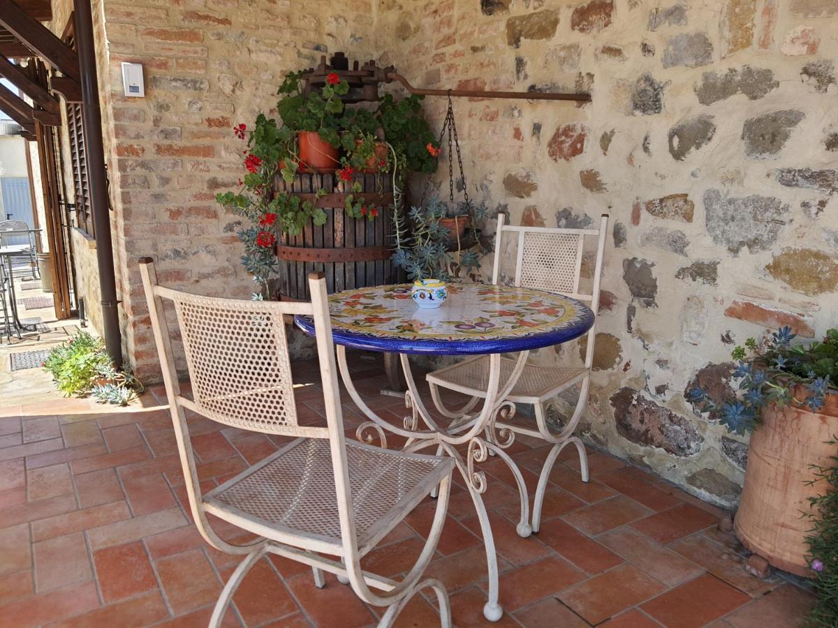Bed and Breakfast La Collina Дерута Екстер'єр фото